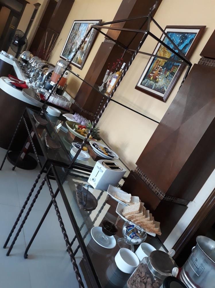 فندق فينيزيا ليغاسبي المظهر الخارجي الصورة